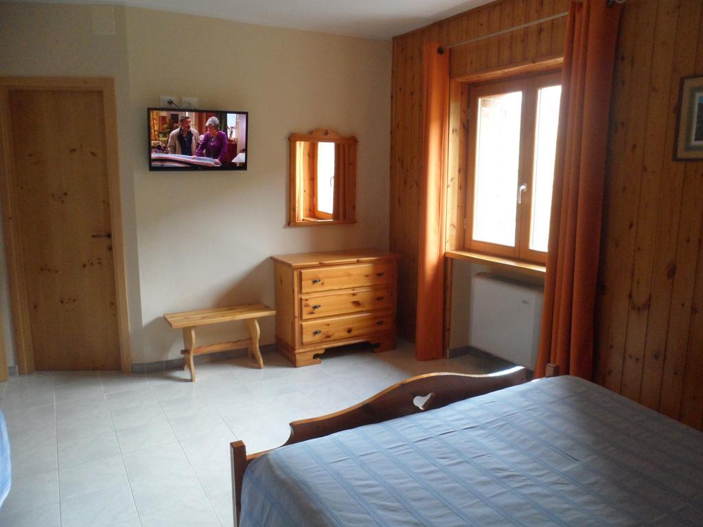 Hotel Grotta Dei Colombi à Scanno Extérieur photo